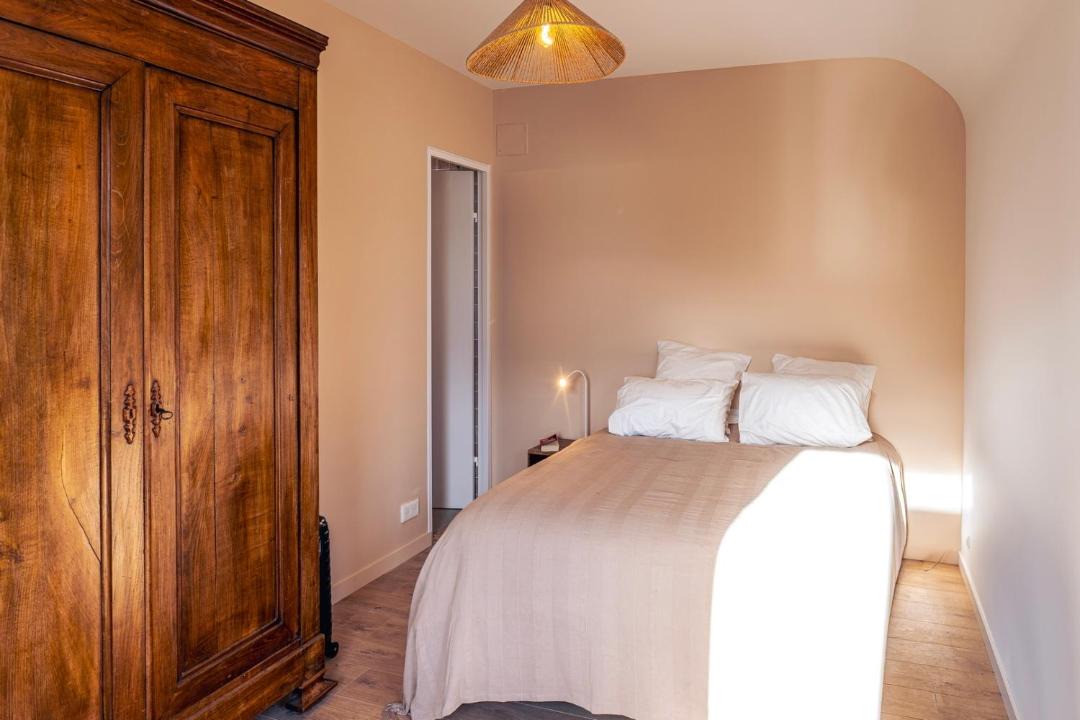 Photo of Bedroom in Tredrez-Locquemeau