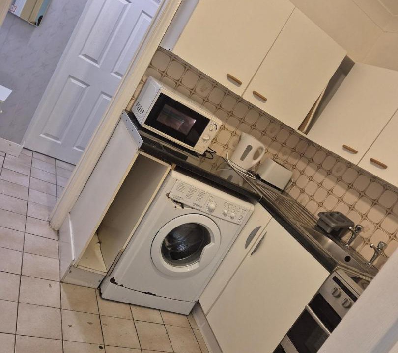 Photo of Kitchen in Woking