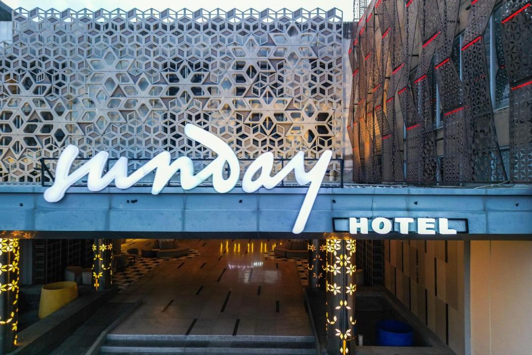 Photo of Others in Sunset Road