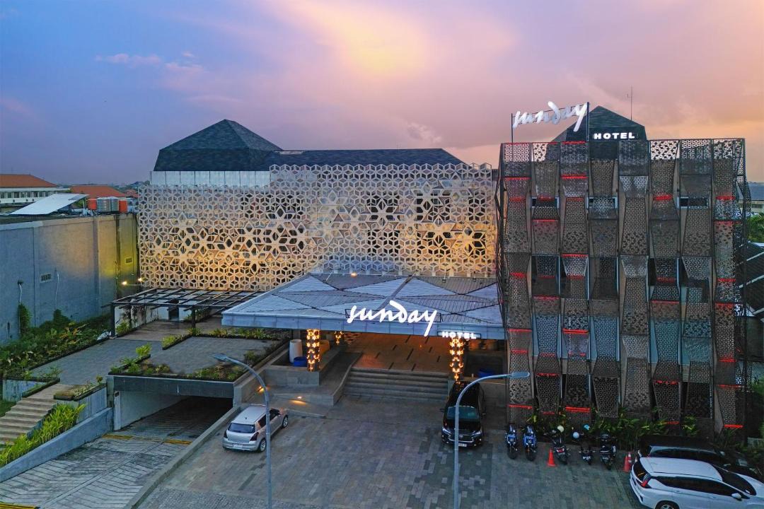 Photo of Others in Sunset Road