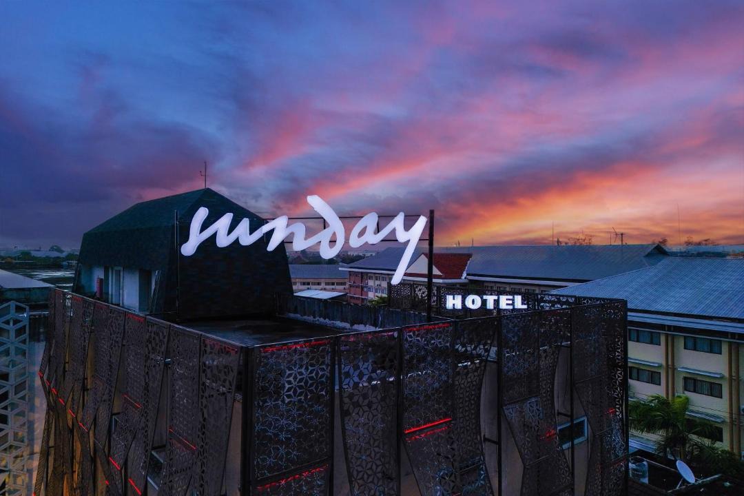 Photo of Others in Sunset Road