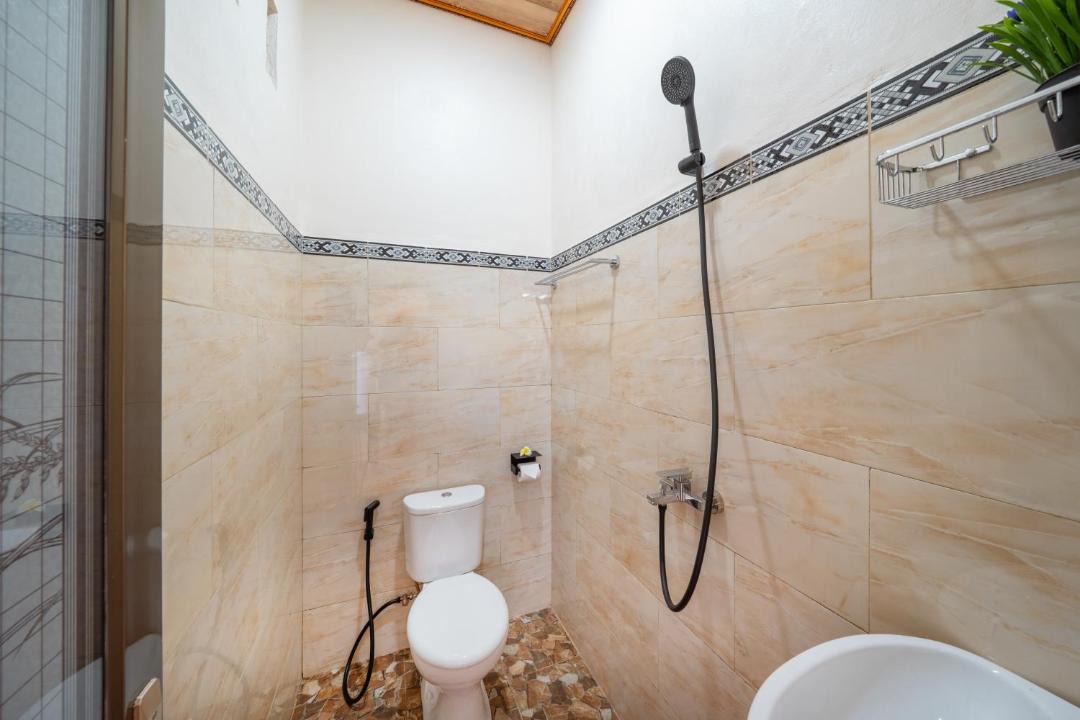 Photo of Others in Jungut Batu