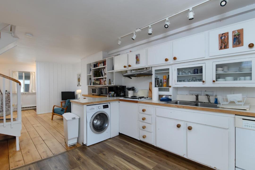 Photo of Kitchen in Warren