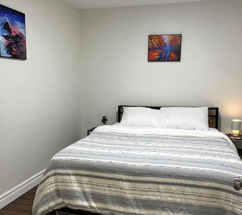 Photo of Bedroom in Oakwood Village