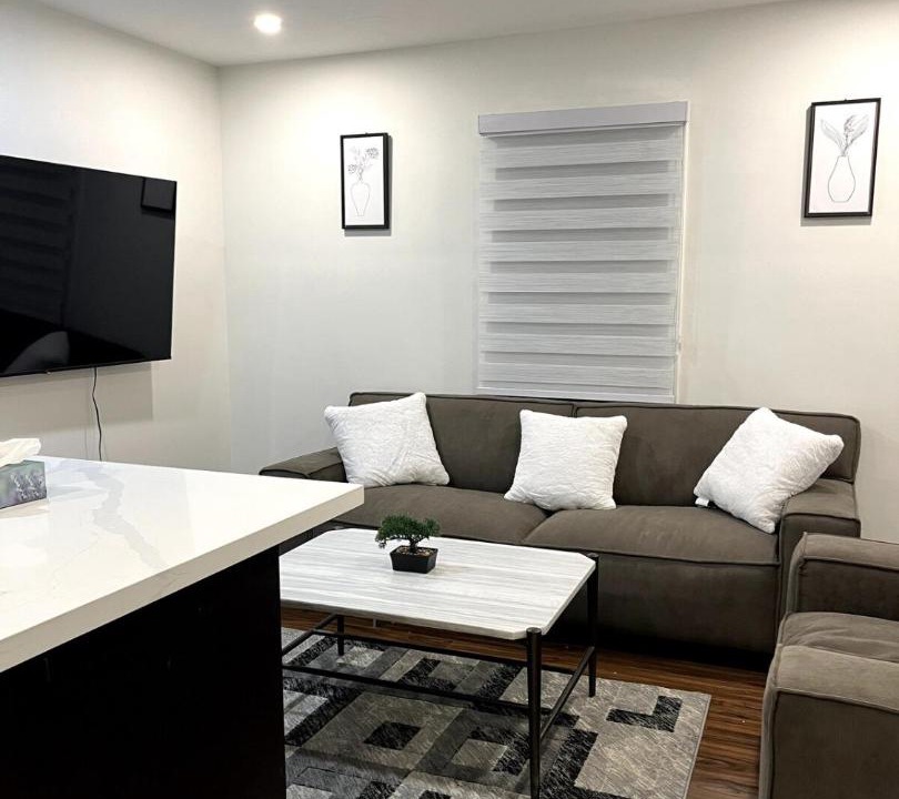 Photo of Livingroom in Oakwood Village