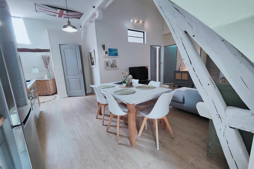 Photo of Others in Cellettes