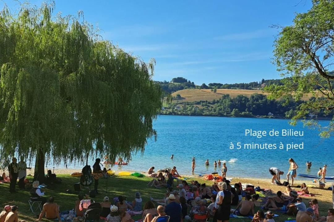 Photo of Others in Bilieu