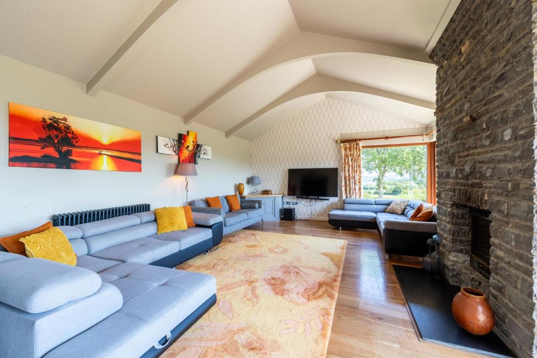 Photo of Livingroom in Compton Martin