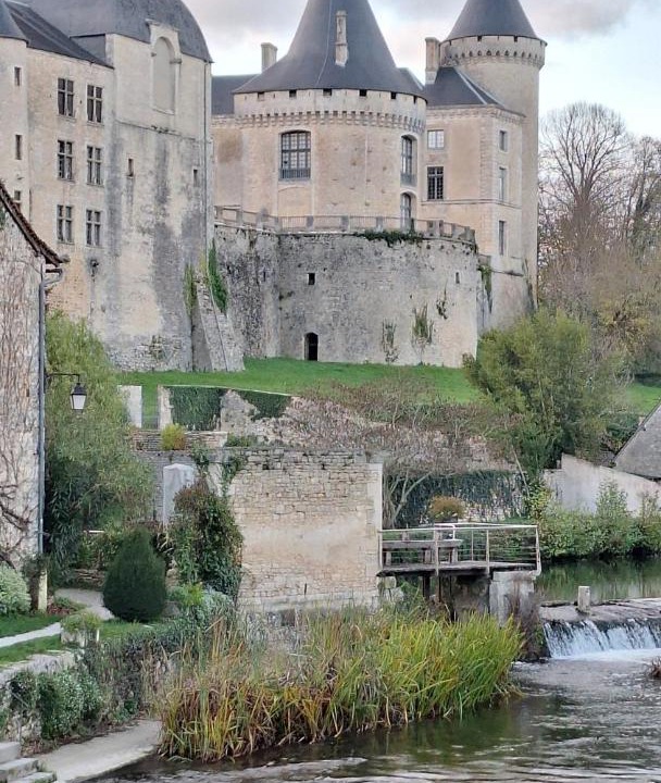 Photo of Buildings in Ruffec