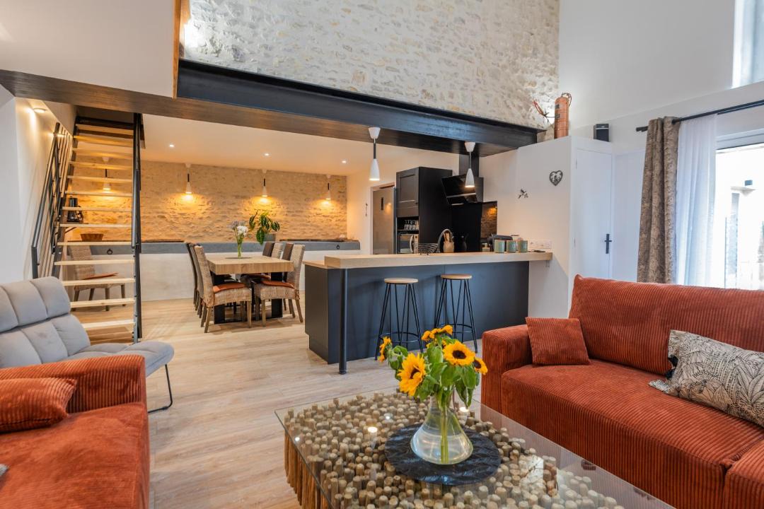 Photo of Others in Jaunay-Clan