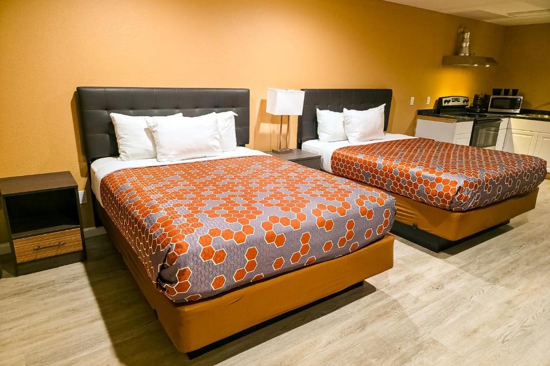 Photo of Others in Forks