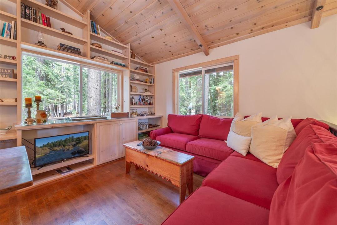 Photo of Others in Tahoe Pines