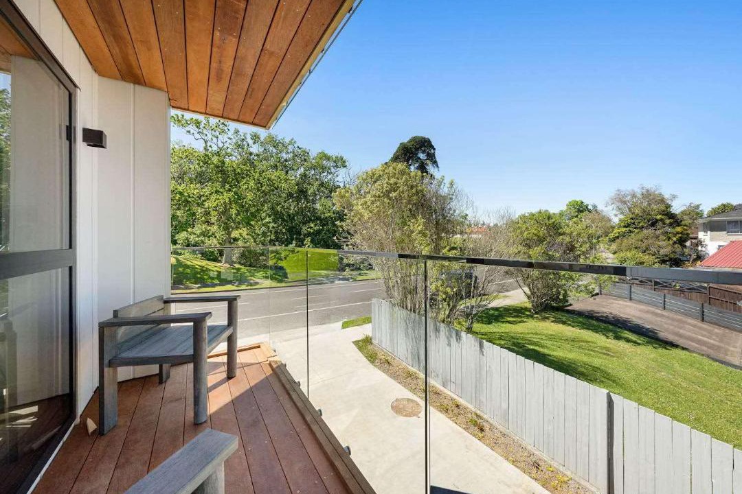 Photo of Patio Balcony in Eastern Beach