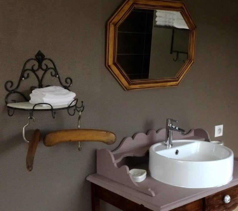 Photo of Bathroom in Huby-Saint-Leu
