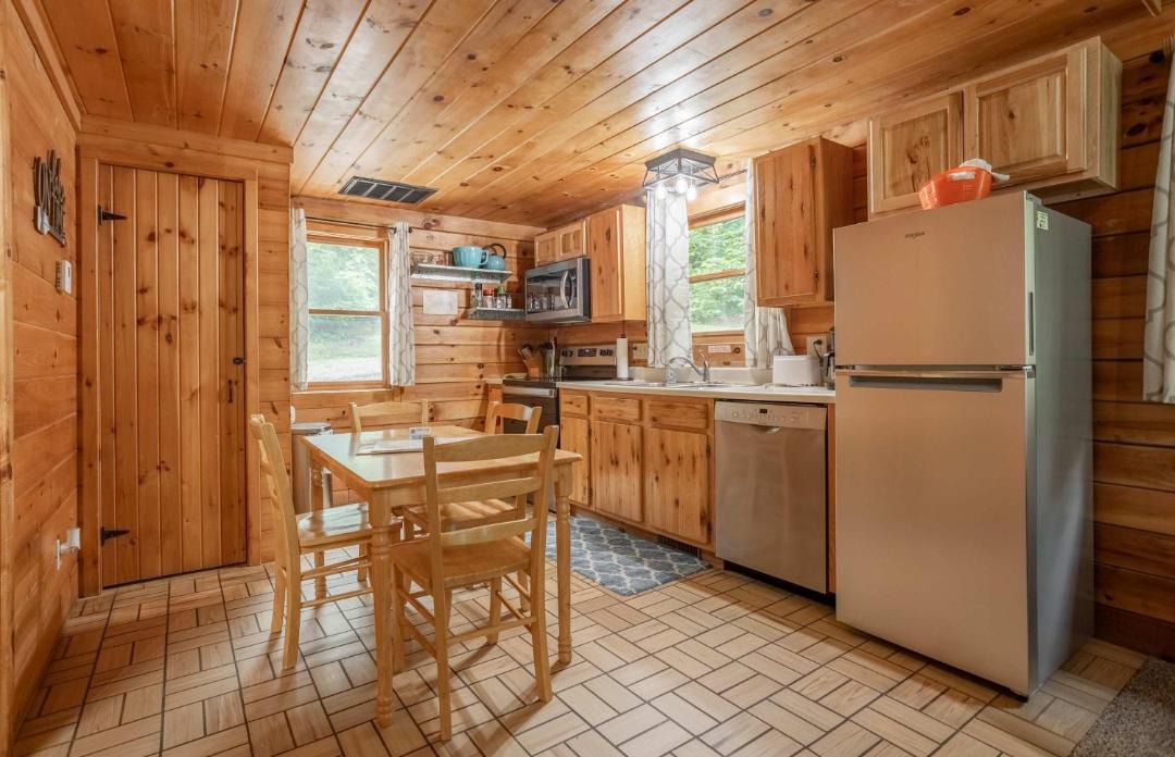 Photo of Kitchen in Shell Knob