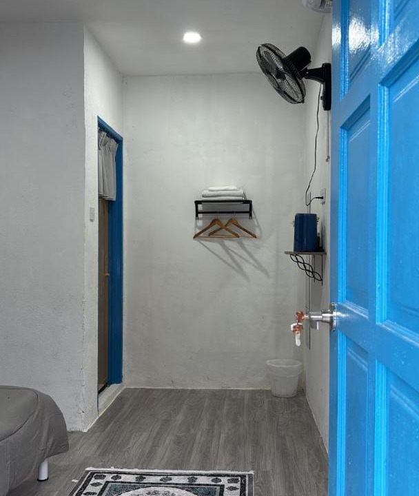 Photo of Others in Trong