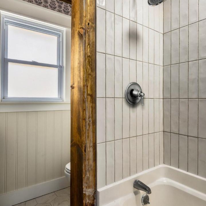 Photo of Bathroom in Seymour