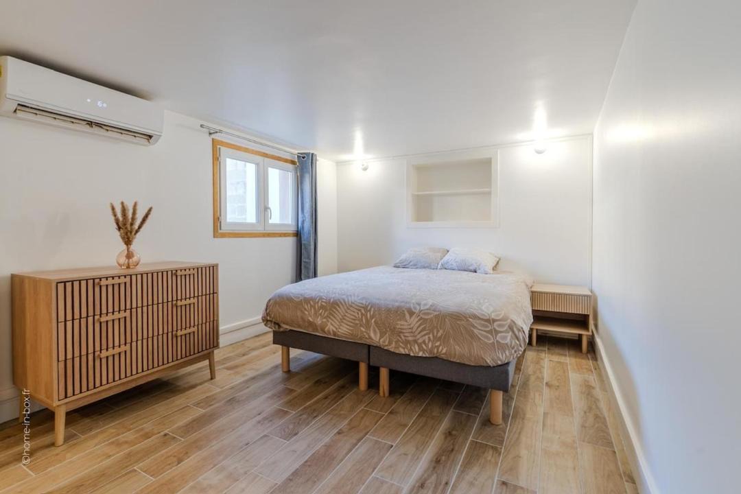 Photo of Others in Guerard