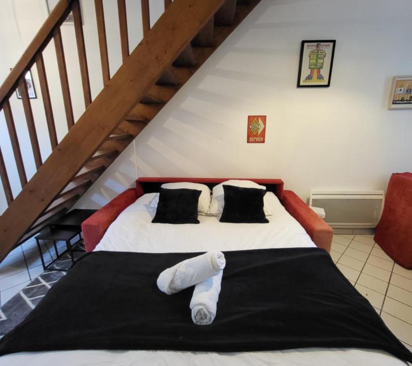 Photo of Others in Bernay