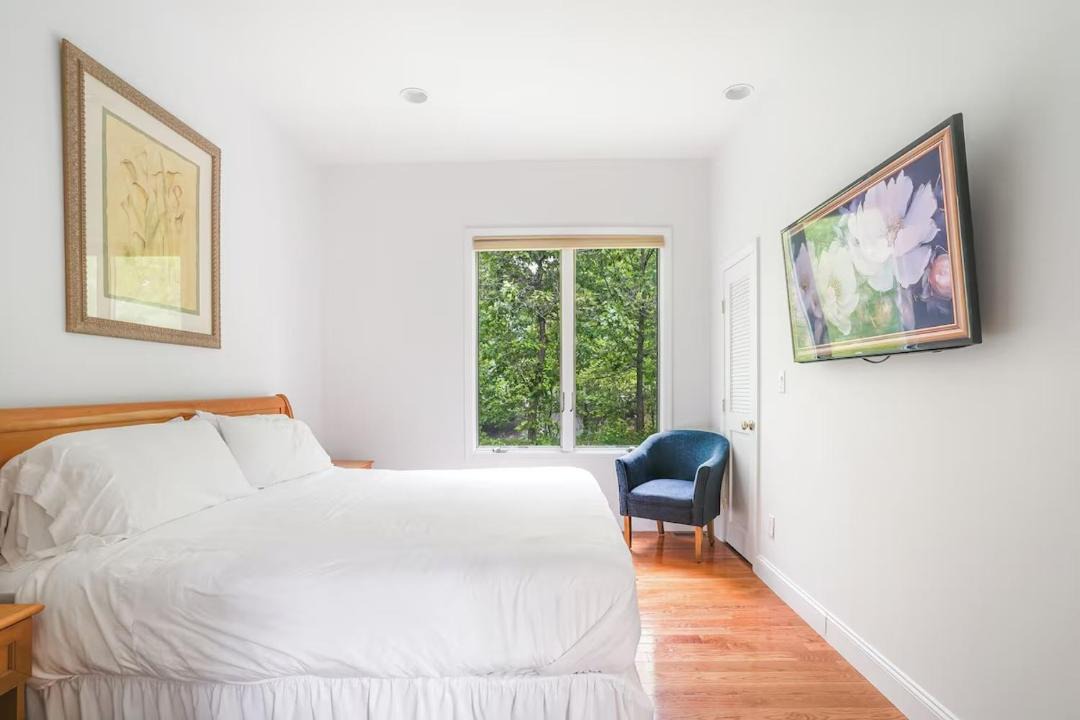 Photo of Bedroom in Hampton Bays