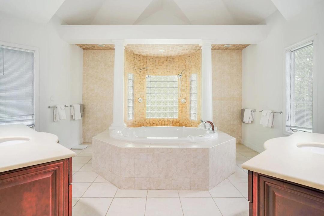 Photo of Bathroom in Hampton Bays