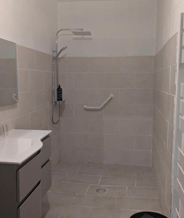 Photo of Bathroom in Chevenon