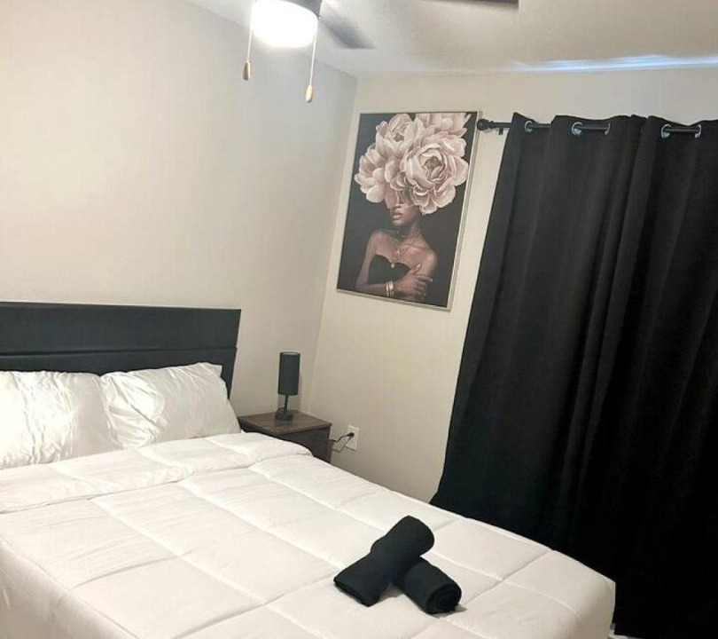 Photo of Bedroom in Astrodome