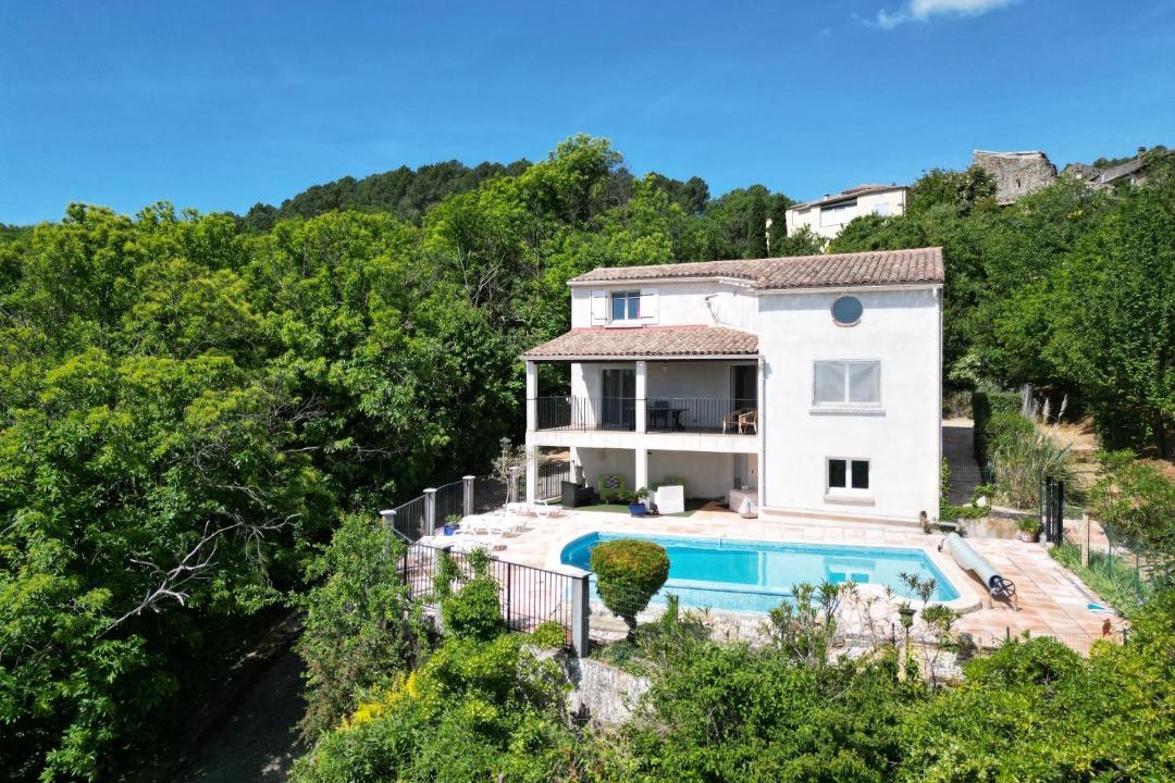 Photo of Others in Courry