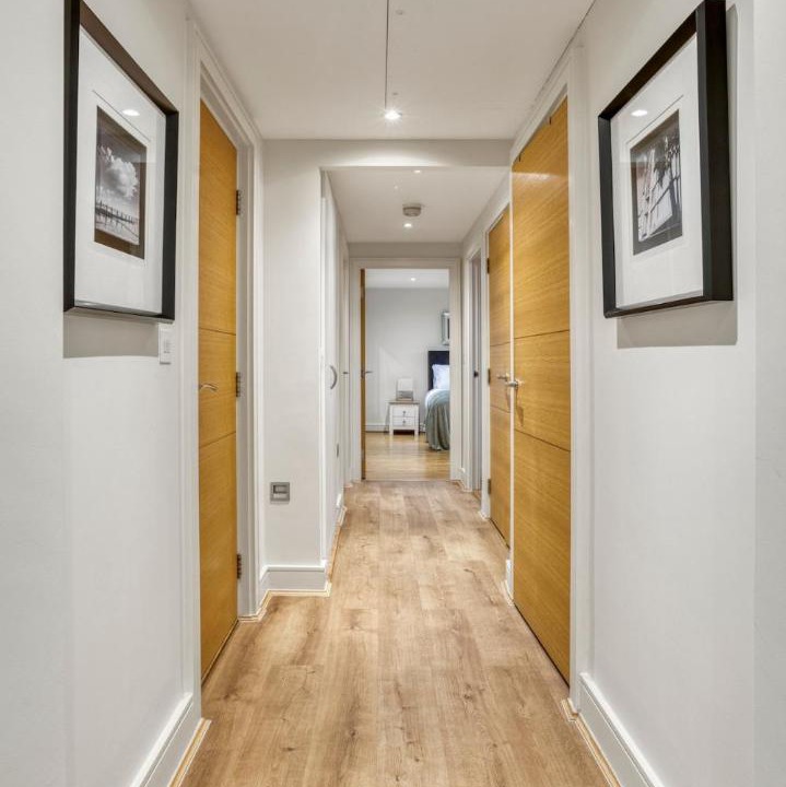 Photo of Others in Vauxhall