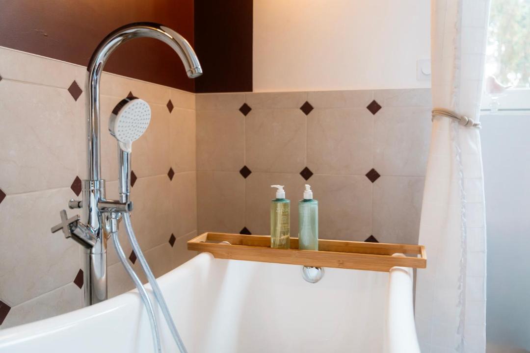 Photo of Bathroom in Le Bon Sauveur