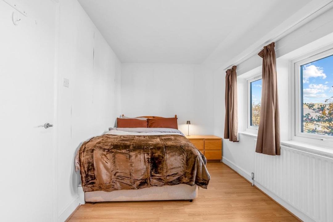 Photo of Bedroom in Parsons Green and Walham