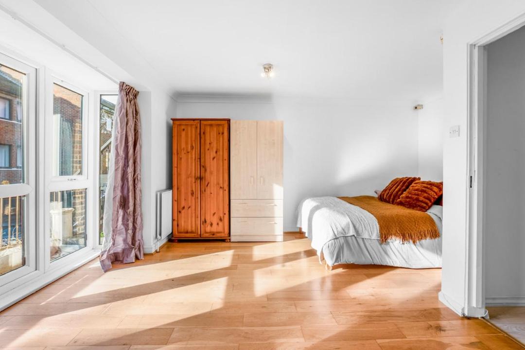 Photo of Bedroom in Parsons Green and Walham