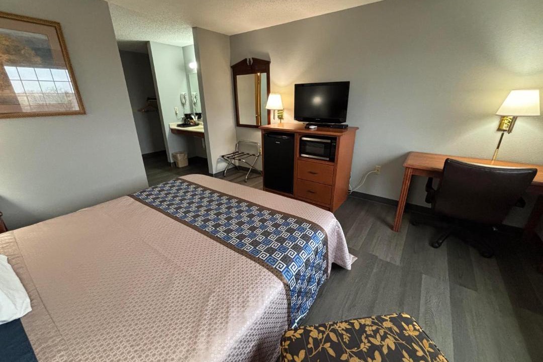 Photo of Bedroom in Winterset