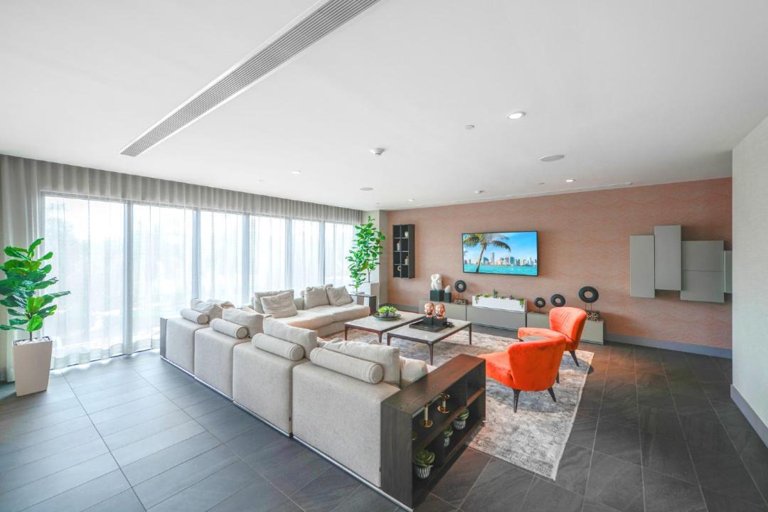 Photo of Livingroom in Doral