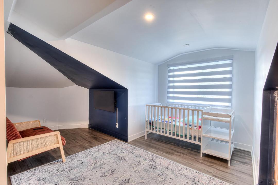 Photo of Bedroom in Longueuil