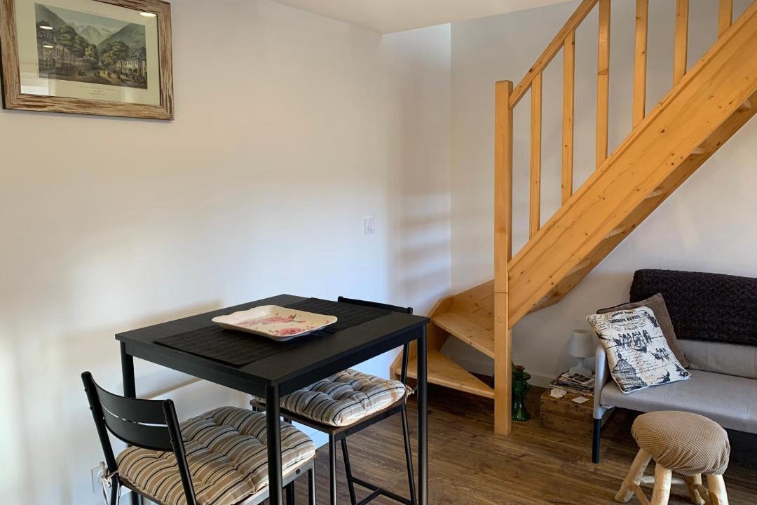 Photo of Others in Regades