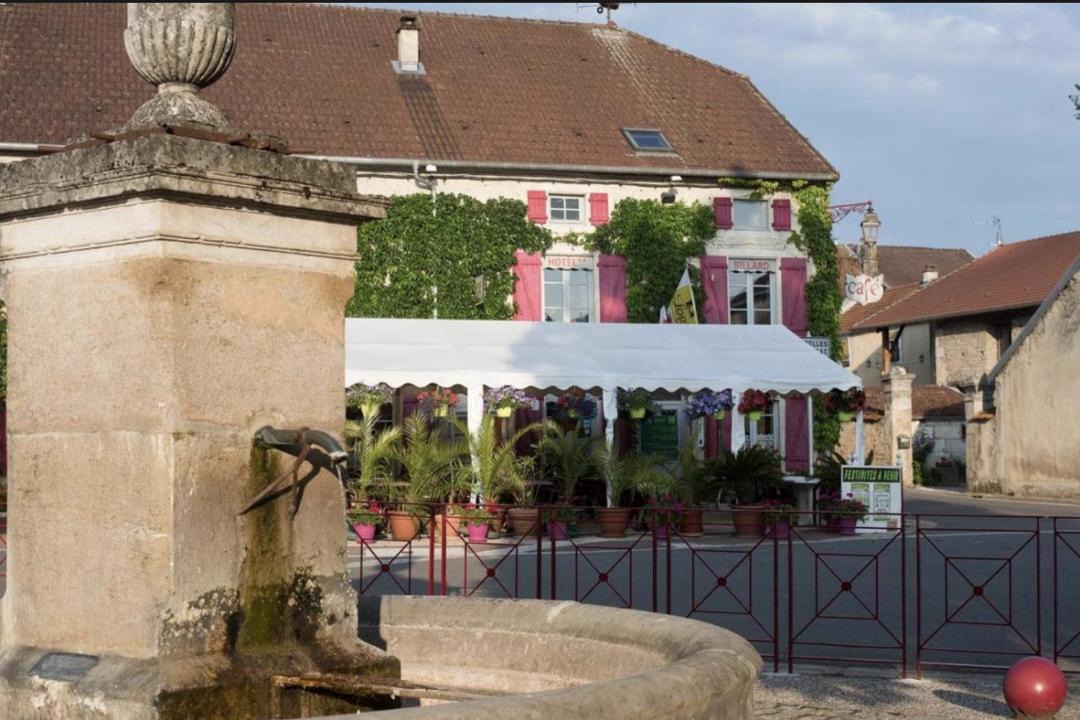 Photo of Others in Villiers-sur-Suize