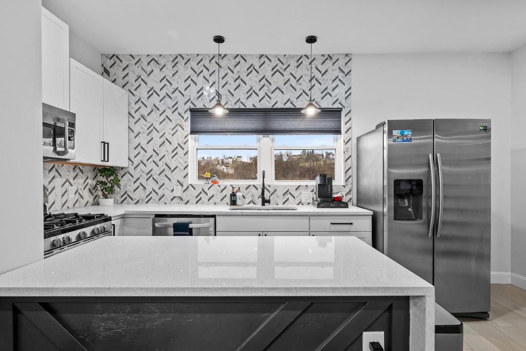 Photo of Kitchen in South Side Slopes