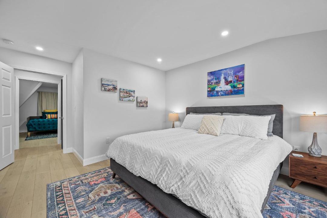 Photo of Bedroom in South Side Slopes