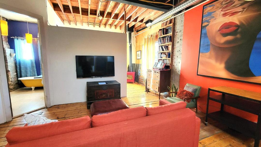 Photo of Livingroom in Little Portugal