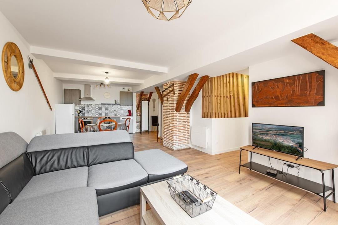 Photo of Others in Castelnau-de-Montmiral
