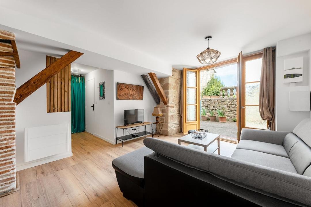 Photo of Others in Castelnau-de-Montmiral