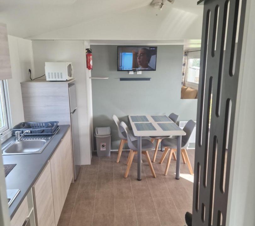 Photo of Others in Litteau