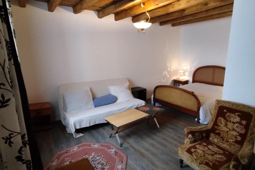 Photo of Bedroom in Spoy