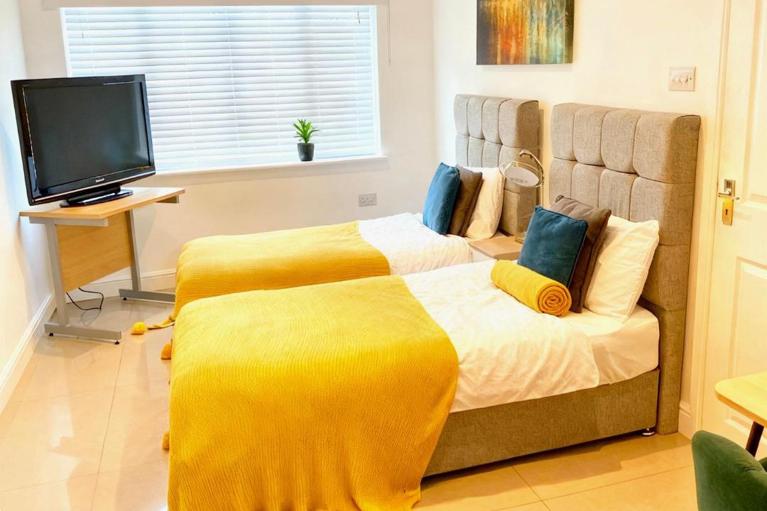 Photo of Others in Leavesden