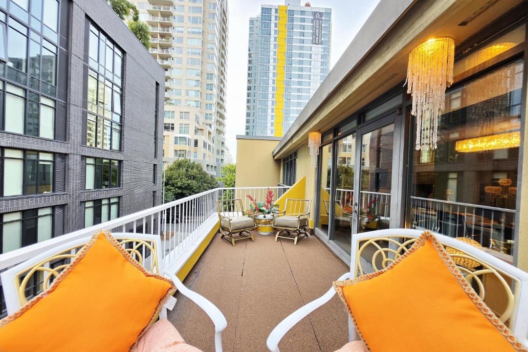 Photo of Patio Balcony in Belltown