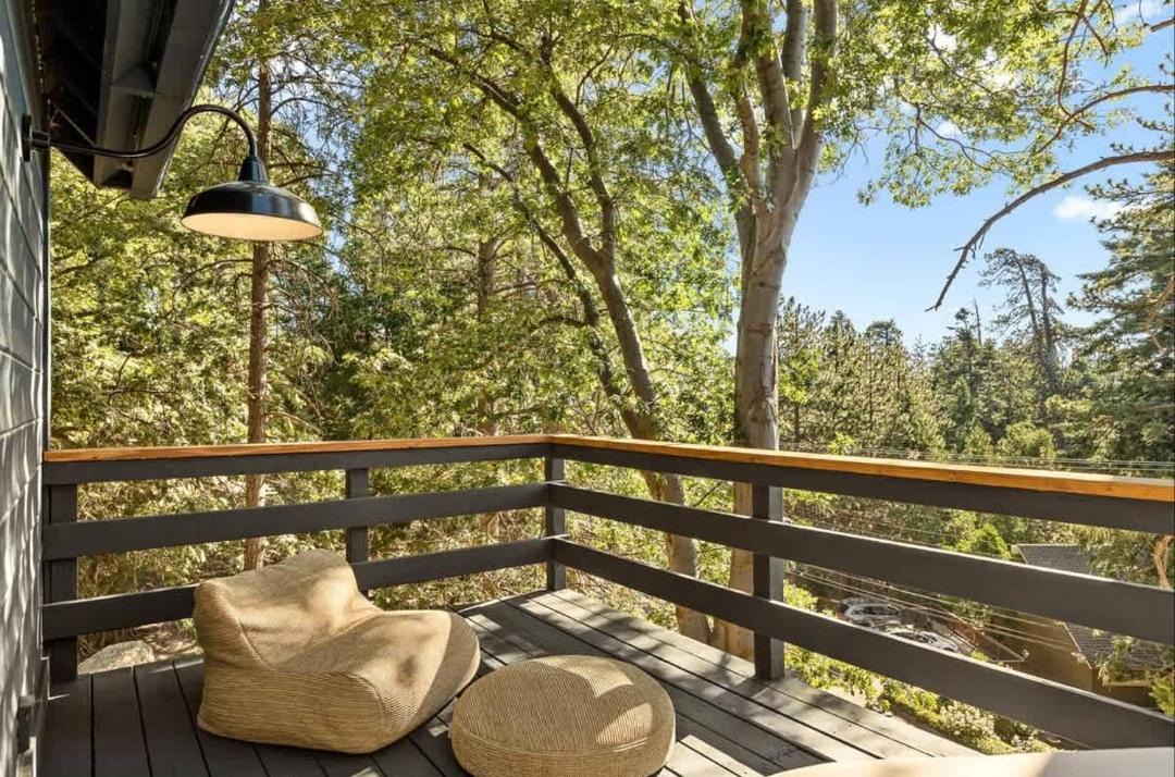 Photo of Patio Balcony in Blue Jay