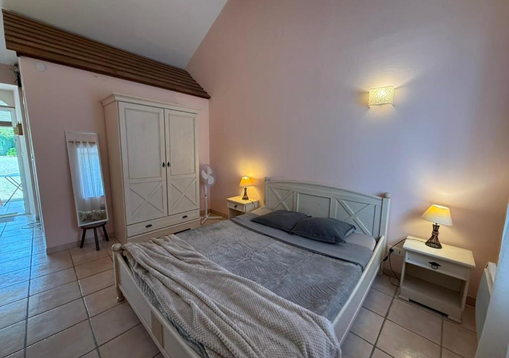 Photo of Bedroom in Dirac