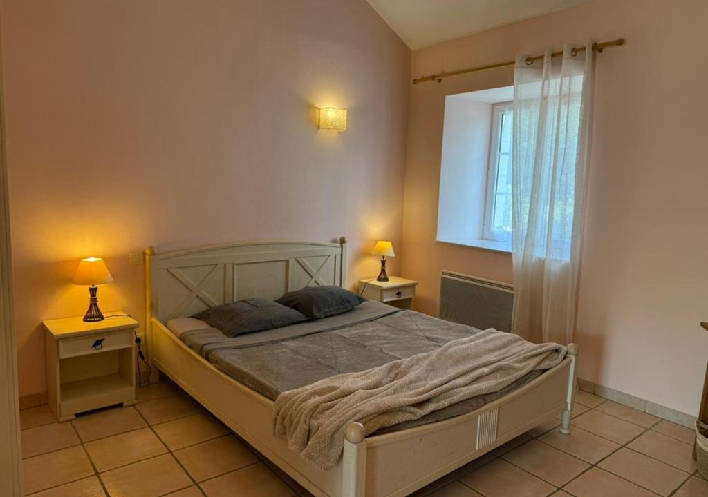 Photo of Bedroom in Dirac