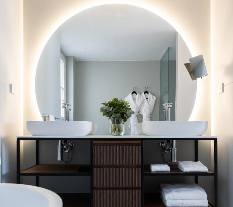 Photo of Bathroom in Madeleine